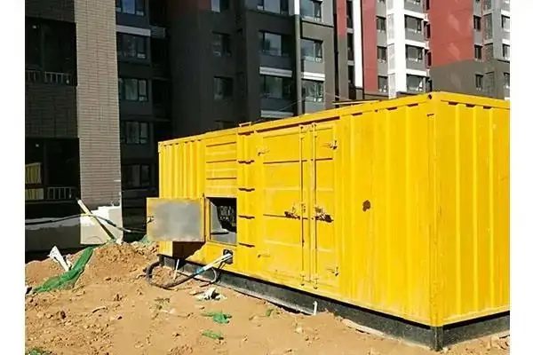绥棱发电机租赁中燃油压力过低会对发动机的哪些部件造成损坏？
